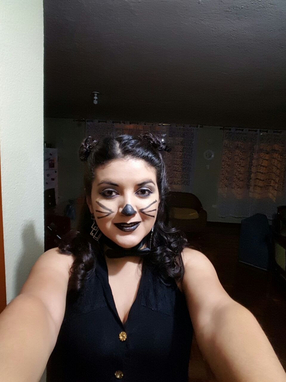 Jess con un maquillaje divertido